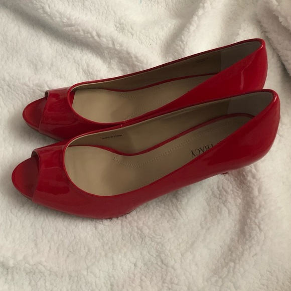 Ellen Tracy shoes - Picture 2 of 6